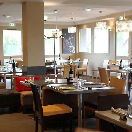 Western L'atelier 117 Hotel