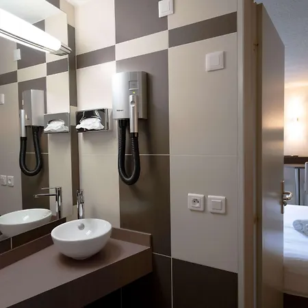 Hotel Western L'atelier 117 3*