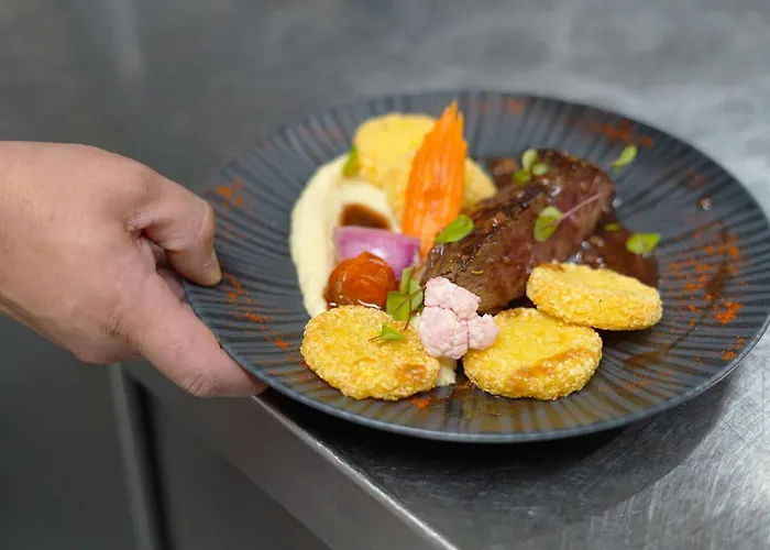 Western L'atelier 117 Hotel