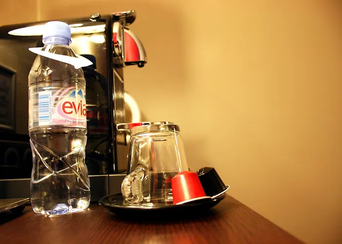 Western L'atelier 117 Hotel